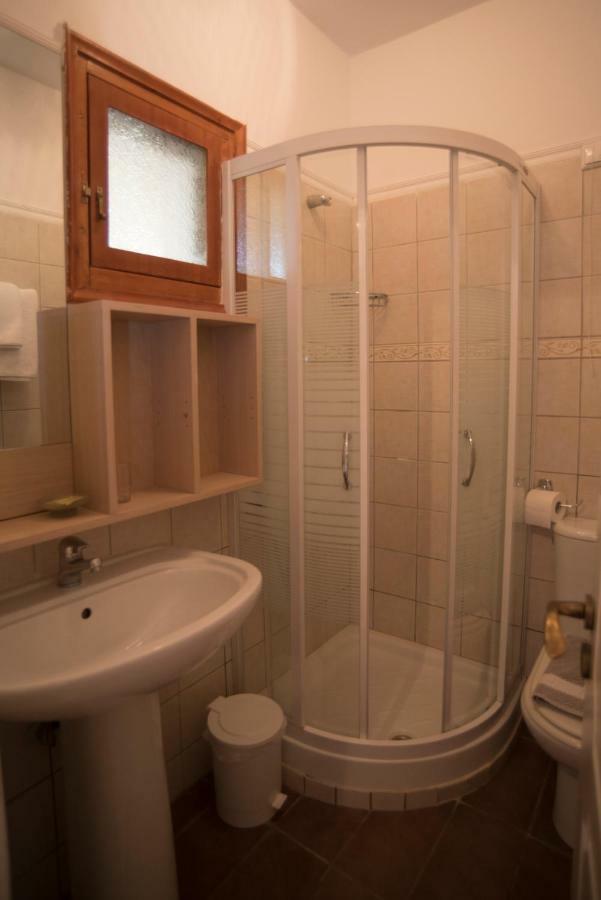 Hotel T'Aloni Chortáta Zewnętrze zdjęcie